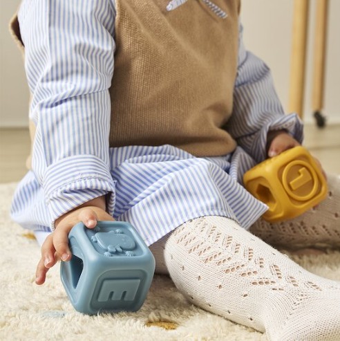 Silikon-Sensorikwürfel Miniland für Babys